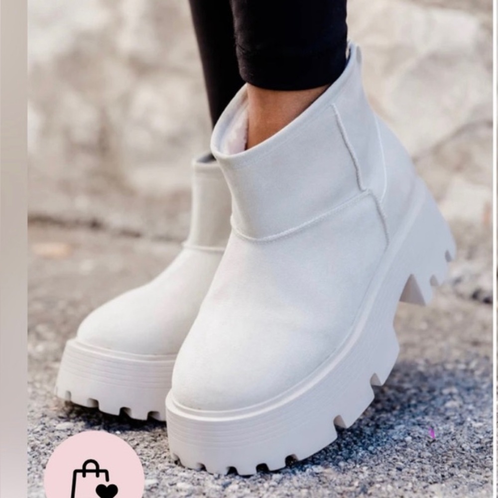 Pink Lily White Ankle Boots